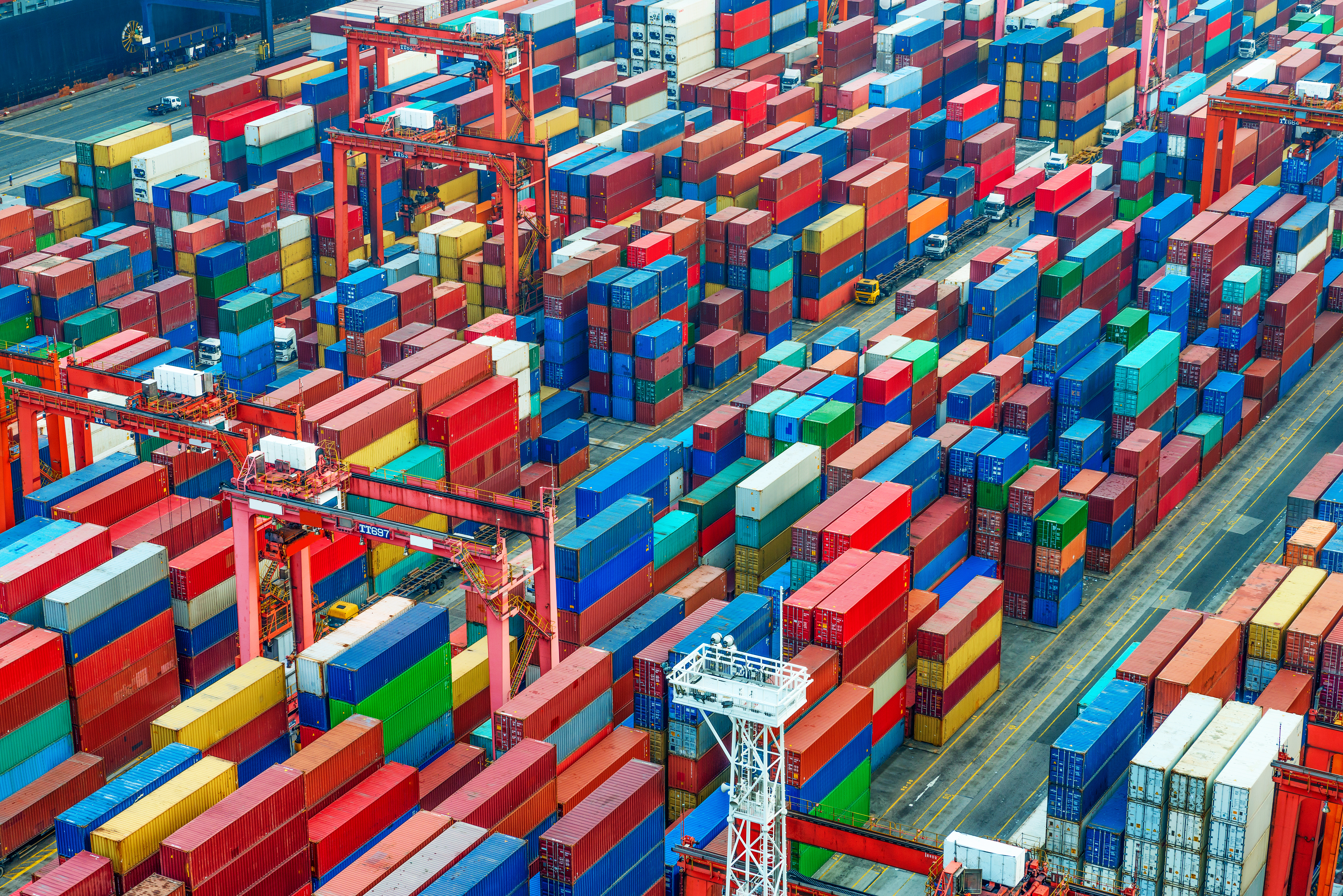 Containers port